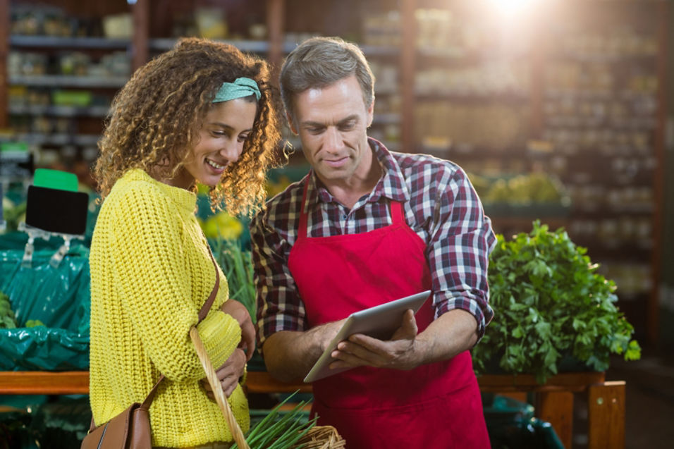 Powering supermarket expansion with a unified fiber network