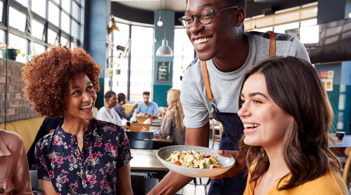 A casual dining restaurant chain gets a modern network to enable comprehensive communications